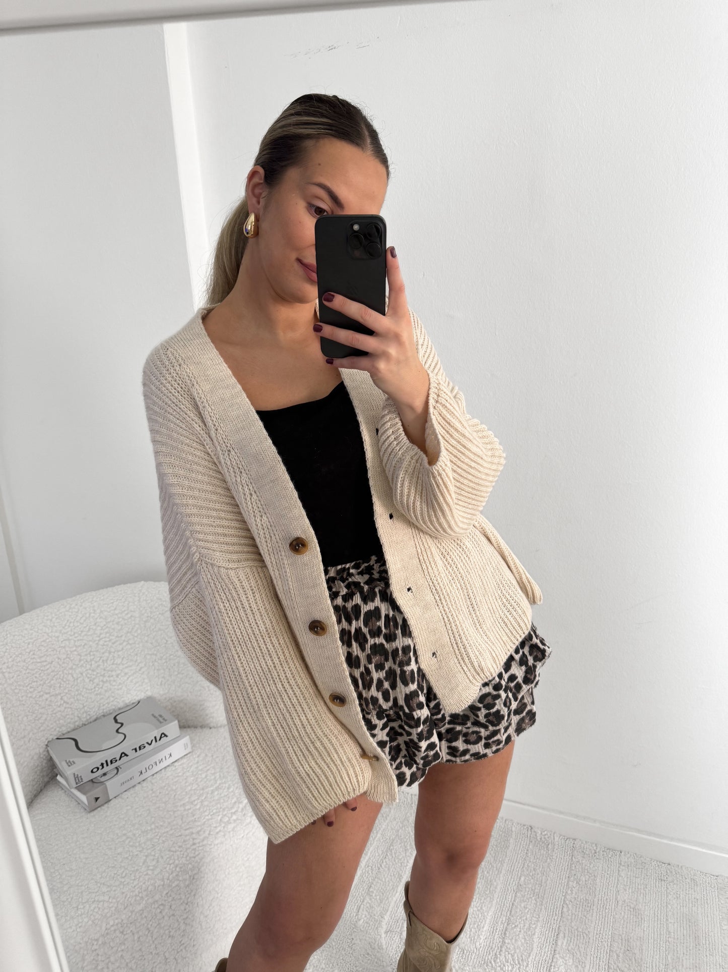 Cardigan jina